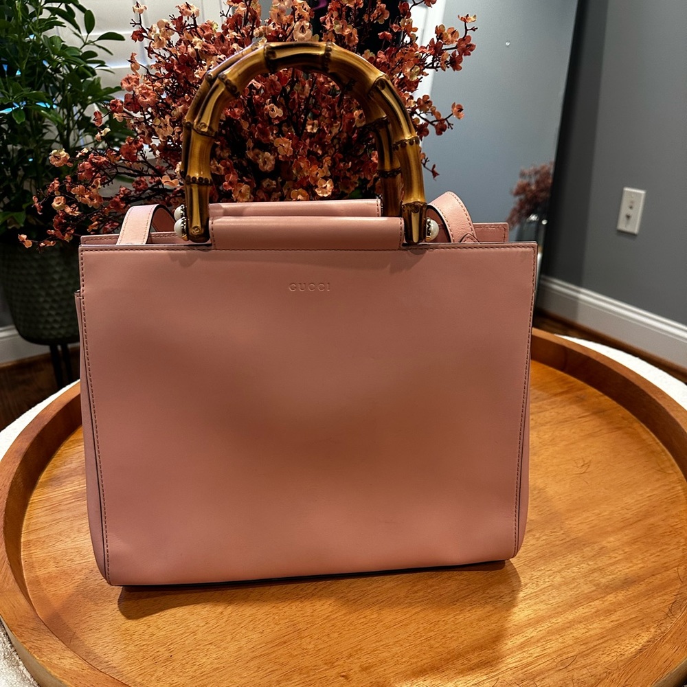 Gucci pink medium Nymphaea Bamboo Top-Handle Gold Hardware